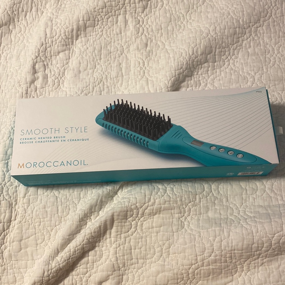 Moroccanoil Smooth Style Ceramic Heated Brush